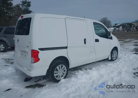 2017 Nissan Nv200 Sv z USA, uszkodzony, nr VIN 3N6CM0KN7HK710315